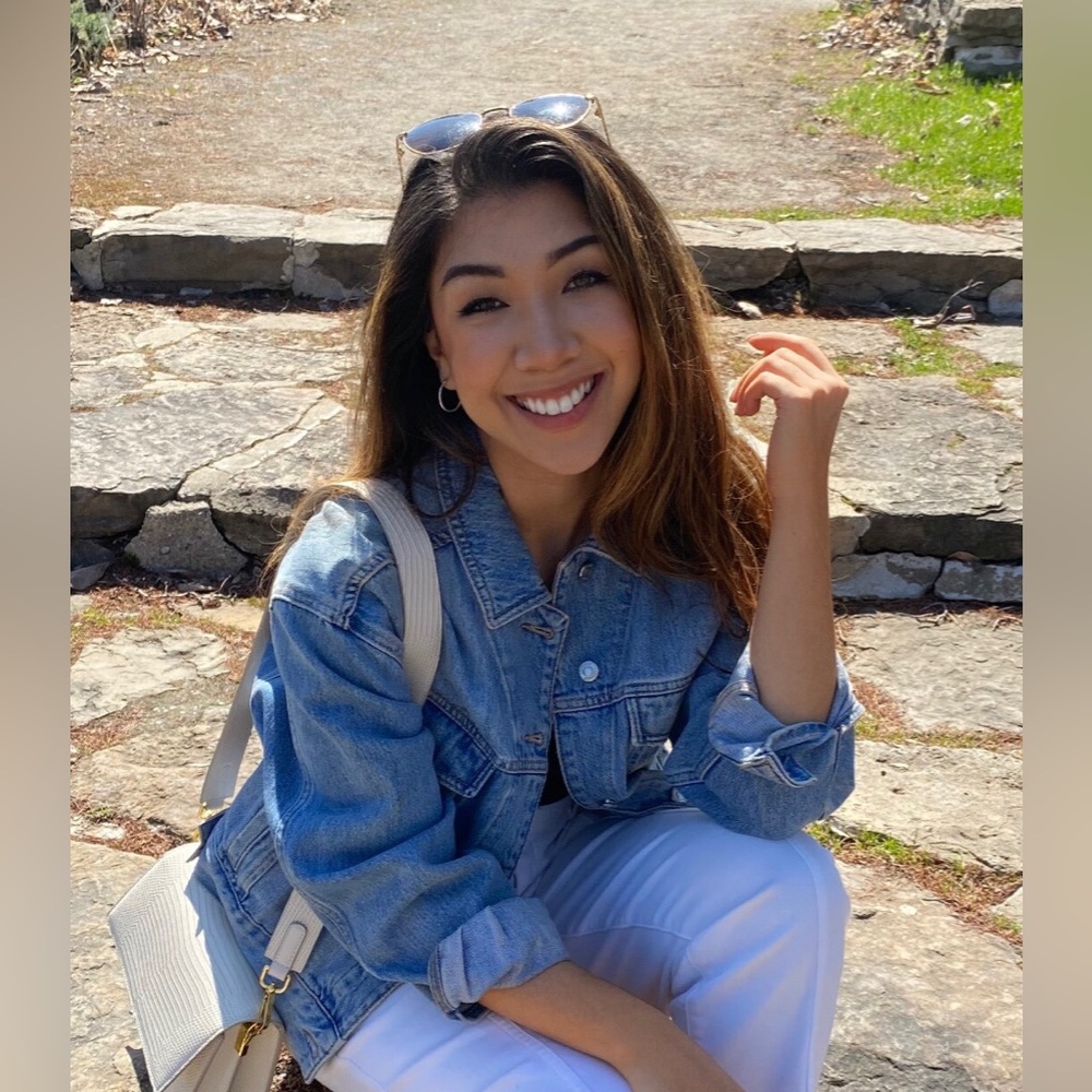 Meet your Posher, Alyssa